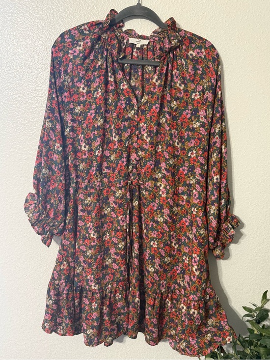 Dresses & Skirts - Entro Floral Ruffle Hem Mini Dress Size Large